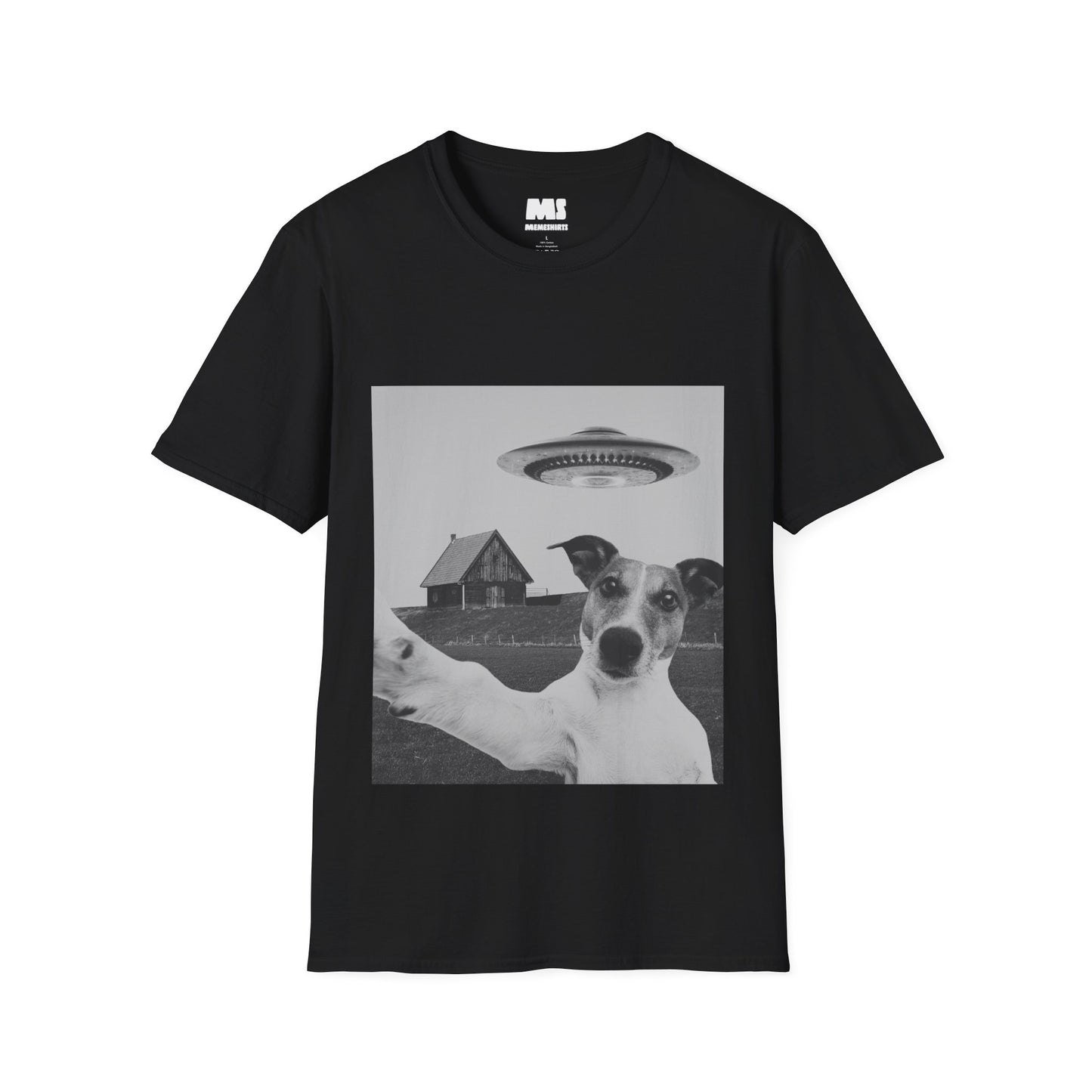 Alien Encounter Dog Selfie Unisex Softstyle T-Shirt